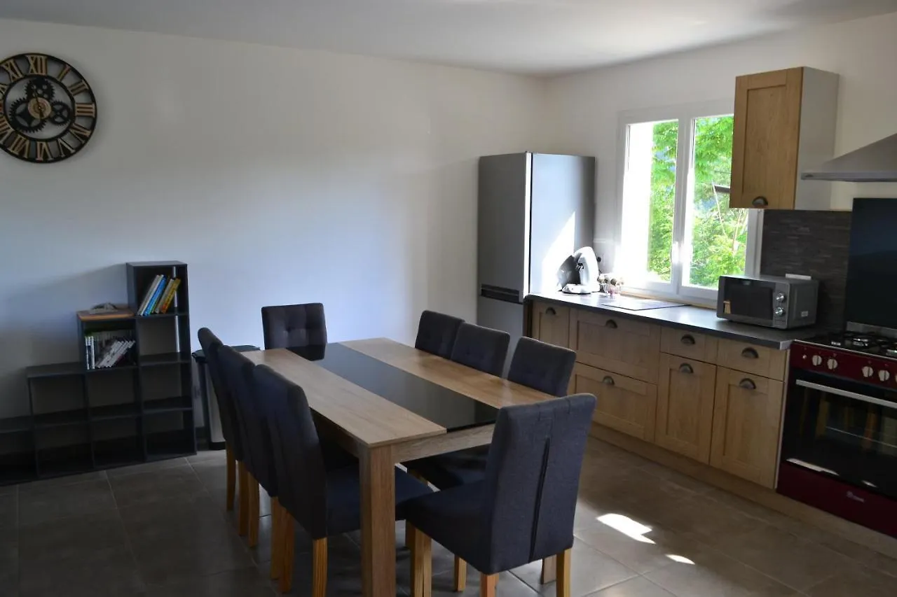 Maison Cinona Le Mont-Dore Casa de Férias